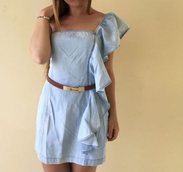 Vestido asimétrico Zara