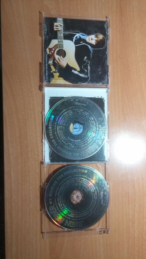 2 CD's Justin Bierber