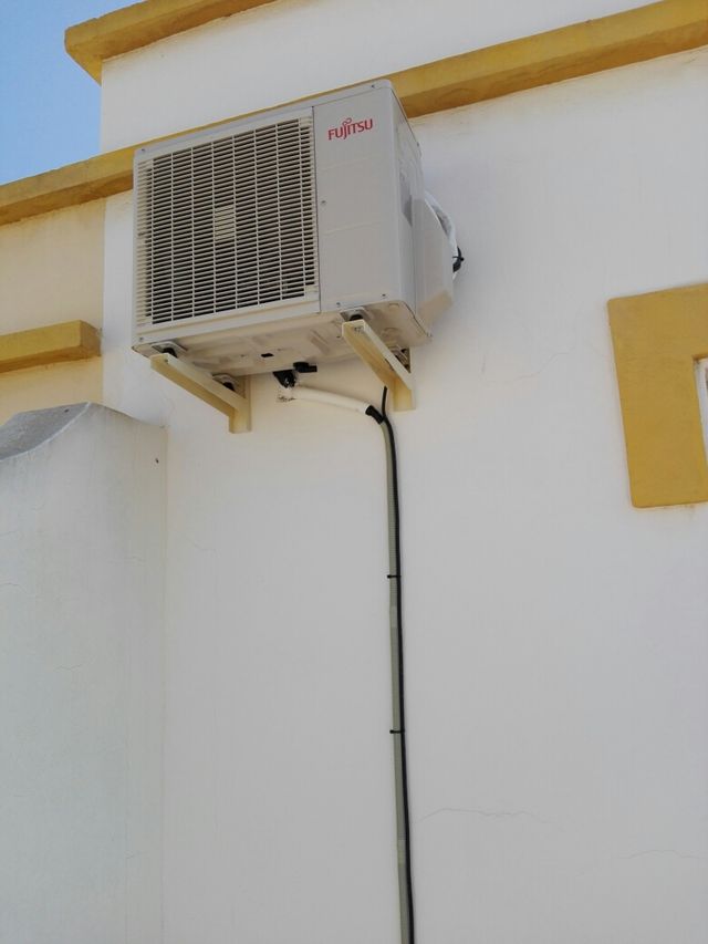 ARIA CONDIZIONATA A GAS