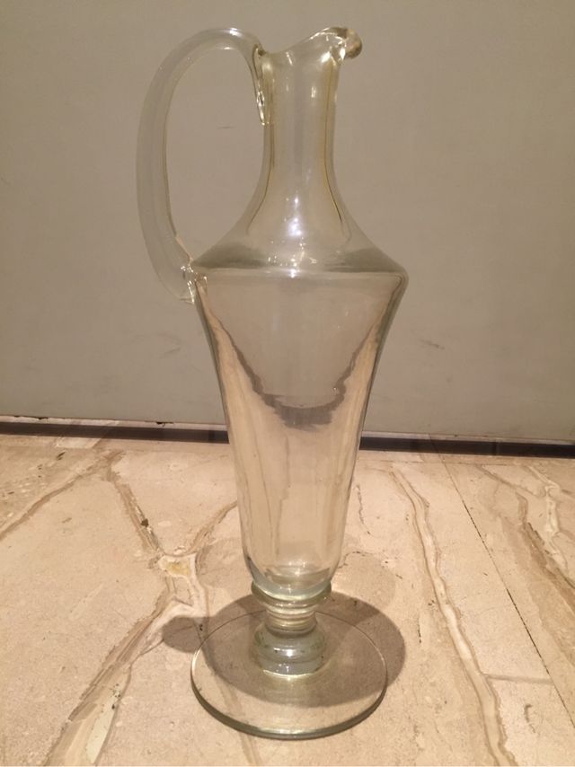 Botella antigua de cristal