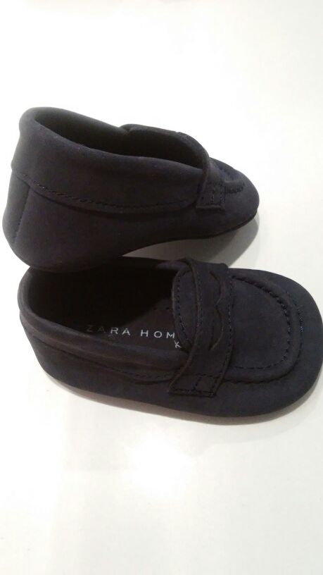 REBAJADOS.NUEVOS MOCASINES AZUL MARINO.TALLA 16-17