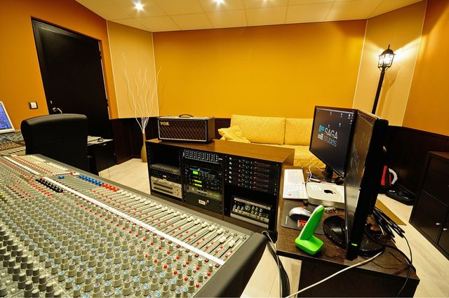 Cabina acustica sala de ensayo insonorizada de segunda mano por 7.000