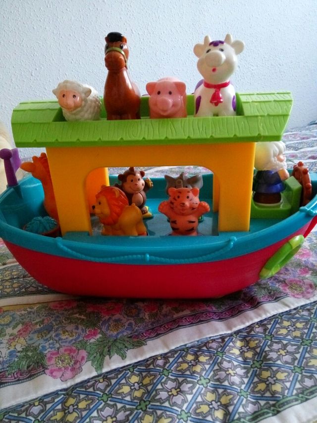 Barco musical y sonidos animales