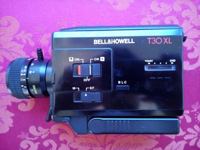 Videocámara Antigua Bell&Howell T30 XL