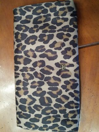 Cartera de fiesta. Gloria Ortiz. de segunda mano por 20 EUR en Barcelona en  WALLAPOP