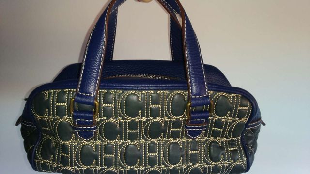 Bolso piel Carolina Herrera azul.