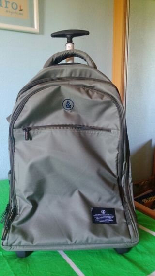 Mochilas Fun and Basics en La Casita de Daniela.com, envío gratis