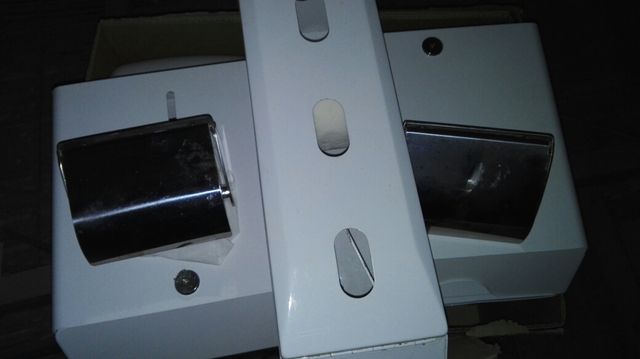 Portarrollos metalicos