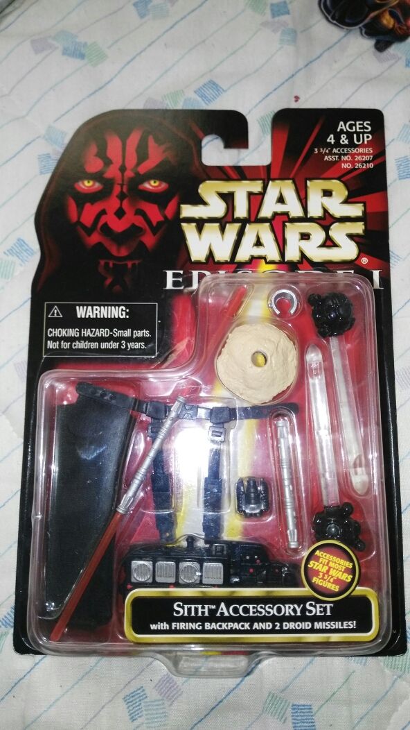 Star wars sith accesory set