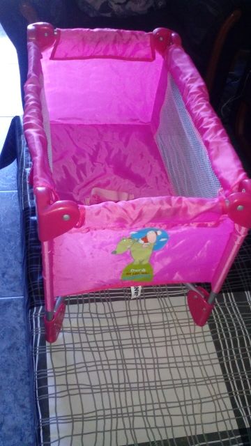 Cuna de viaje de jugete