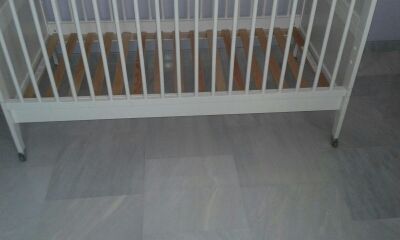 Cama cuna .. lacada en blanco