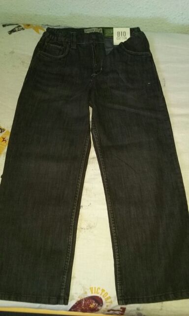 VAQUERO niño extra wide  SIN ESTRENAR