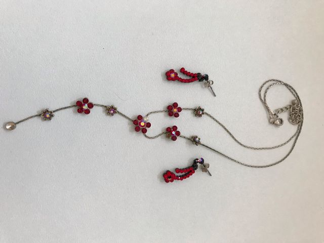 Conjunto gargantilla y pendientes