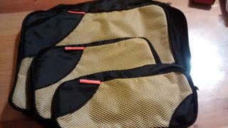 Pack 4 bolsas organizadoras Ikea de segunda mano por 4 EUR en Móstoles en  WALLAPOP