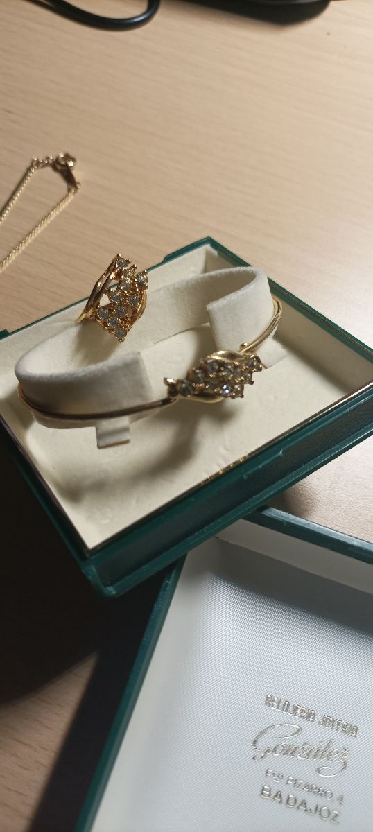 CONJUNTO PARA FIESTA.