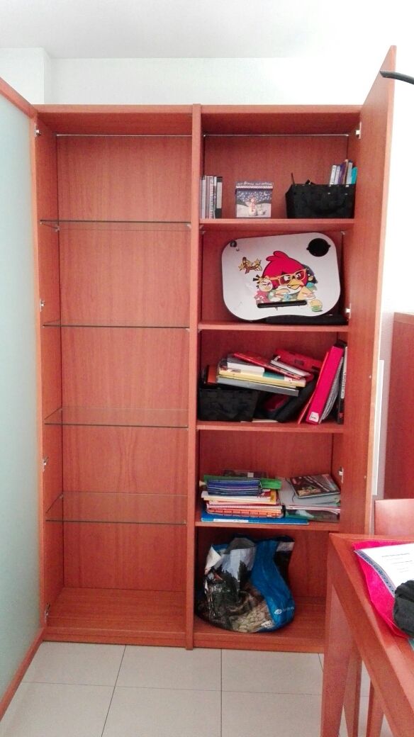 Armario de comedor de segunda mano por 150 € en Girona en WALLAPOP