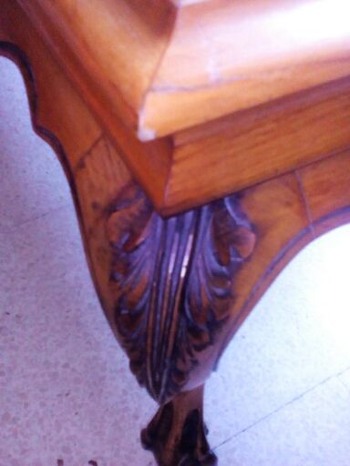 Mesa de marmol y madera maziza