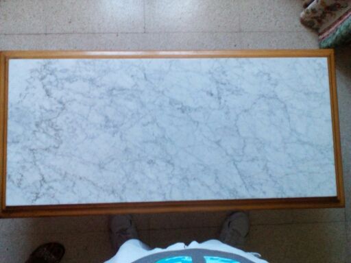 Mesa de marmol y madera maziza