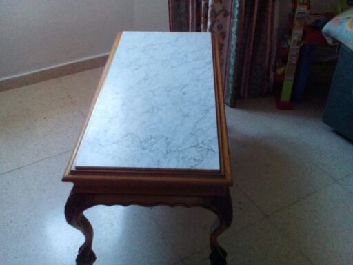 Mesa de marmol y madera maziza