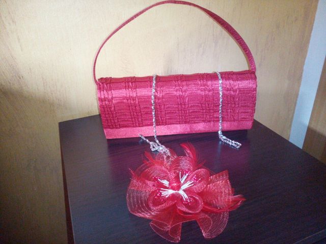 Conjunto de zapatos,bolso y tocado de fiesta