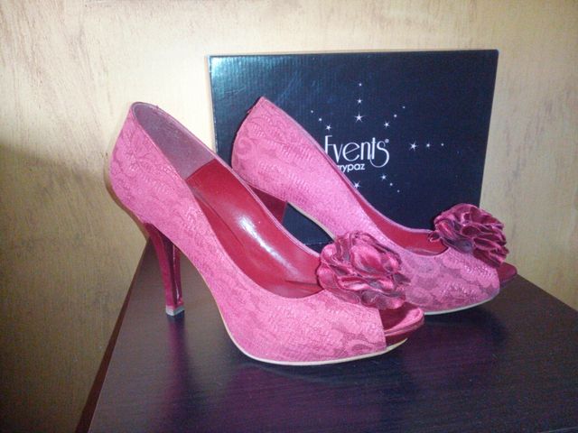 Conjunto de zapatos,bolso y tocado de fiesta