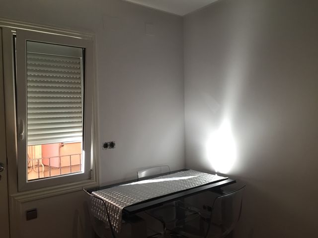 Mesa cristal color negro