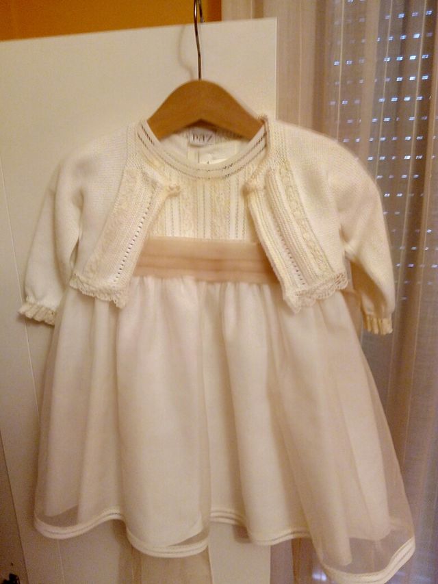 Vestido de bautizo o para fiesta de niña