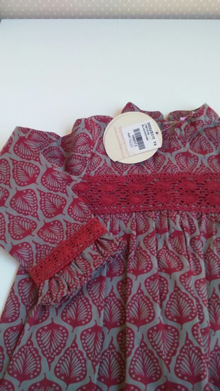 Blusón talla 2 años nuevo.