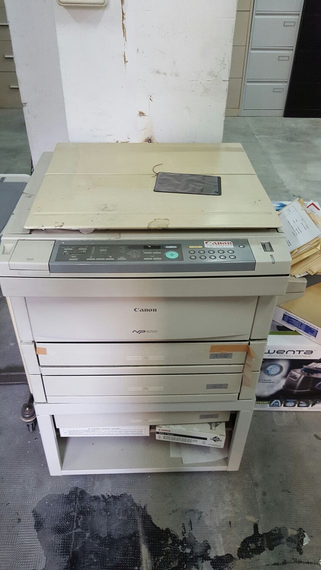 Impresora fotocopiadora Canon NP6220