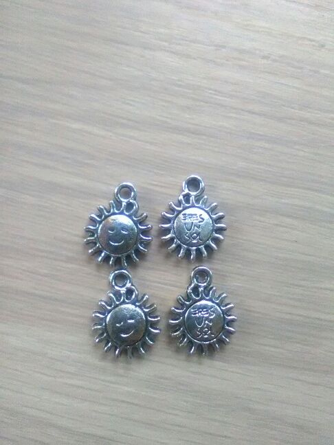 Colgante sol -eres un sol. Abalorio.