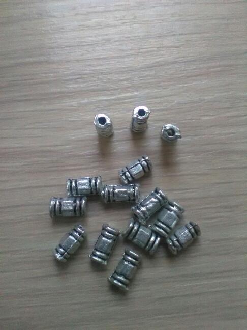 Tubo conector, plateado, charm. Abalorios