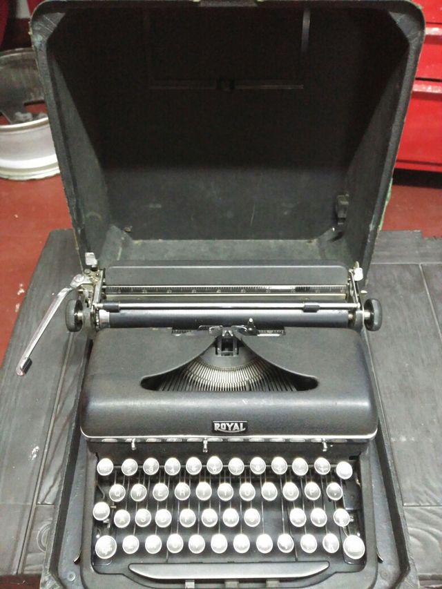 Máquina escribir Royal