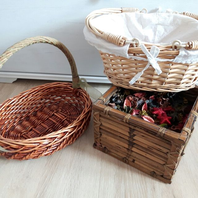 Cesta mimbre para regalos