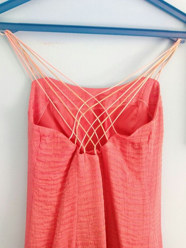 Vestido de fiesta con chal. Talla 42