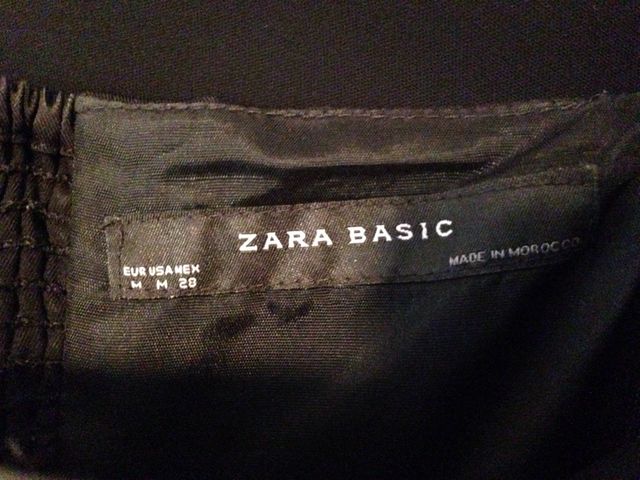 Vestido negro Zara