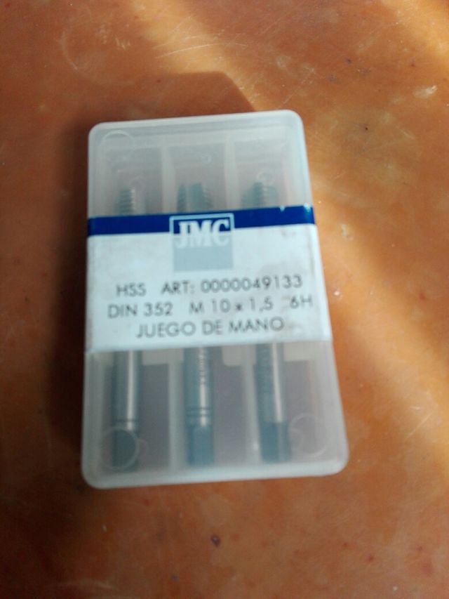 Machos de roscar nuevos de M 10-150