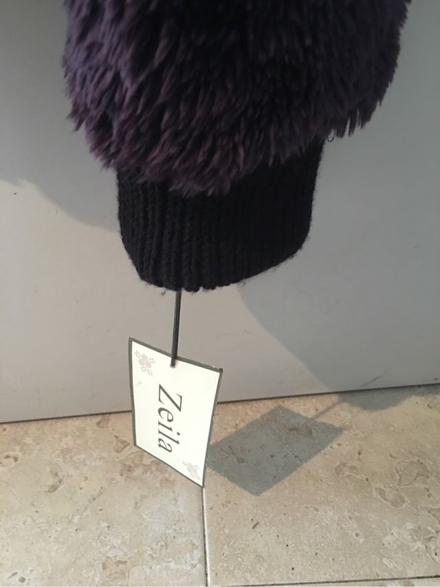 Chaqueta morada de pelo