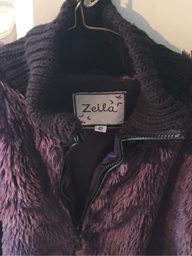 Chaqueta morada de pelo
