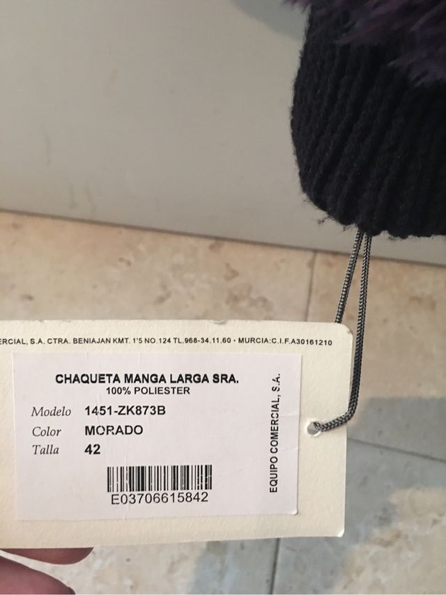 Chaqueta morada de pelo