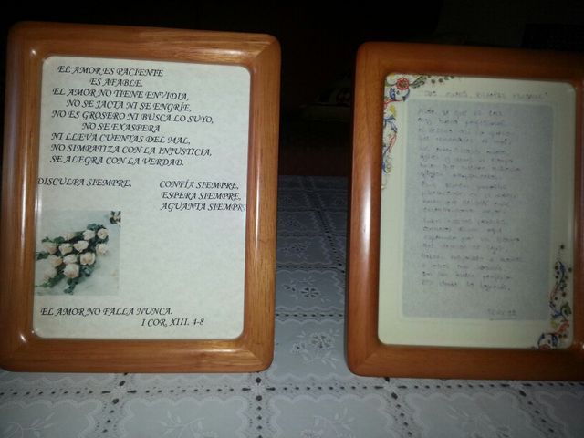 Vendo dos marcos de fotos.