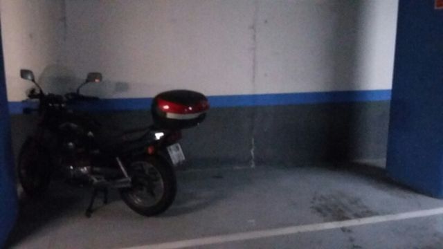 Parking moto-quad-minicotxe alquiler