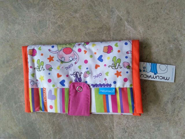 Funda libro salud bebé nueva. Marca micumaco