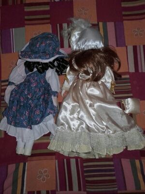 2 Muñecas de porcelana