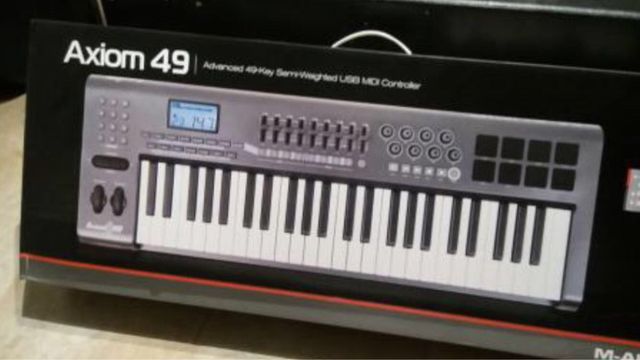 Teclado MIDI M-AUDIO