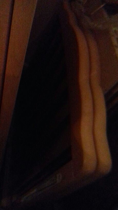 Cuna con un cajón y aparte colchón y chichonera