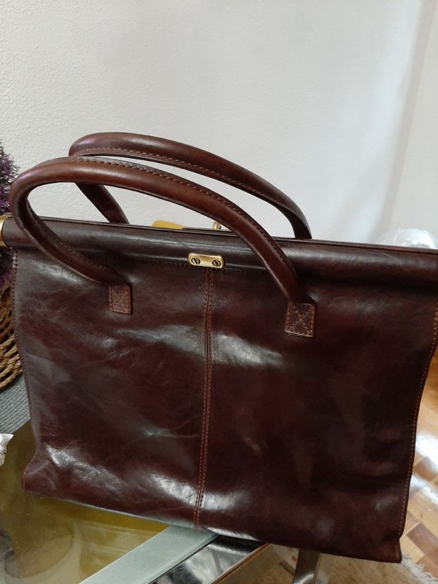 Bolso de piel clasico