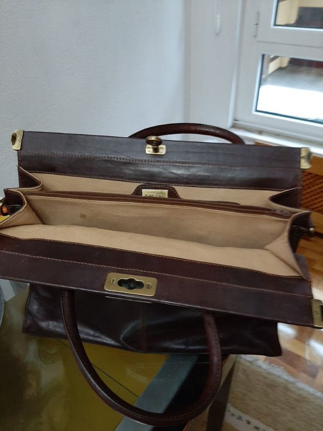 Bolso de piel clasico