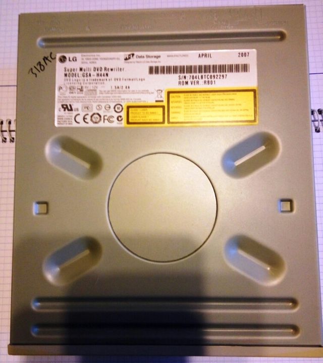 MULTI DVD REWRITER
LG MODELO GSA-H44N