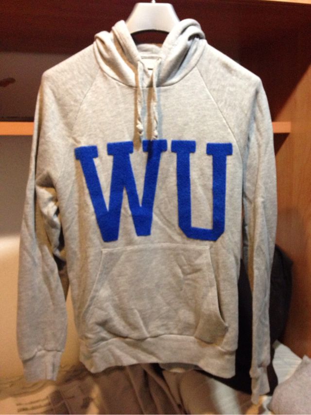 Sudadera Bershka Talla M (Hombre)