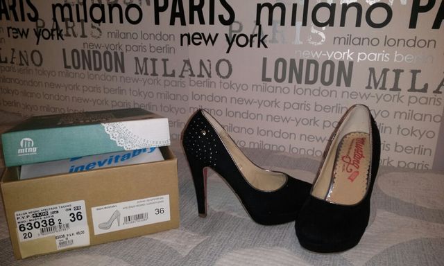 Zapatos tacón ante negros.talla 36